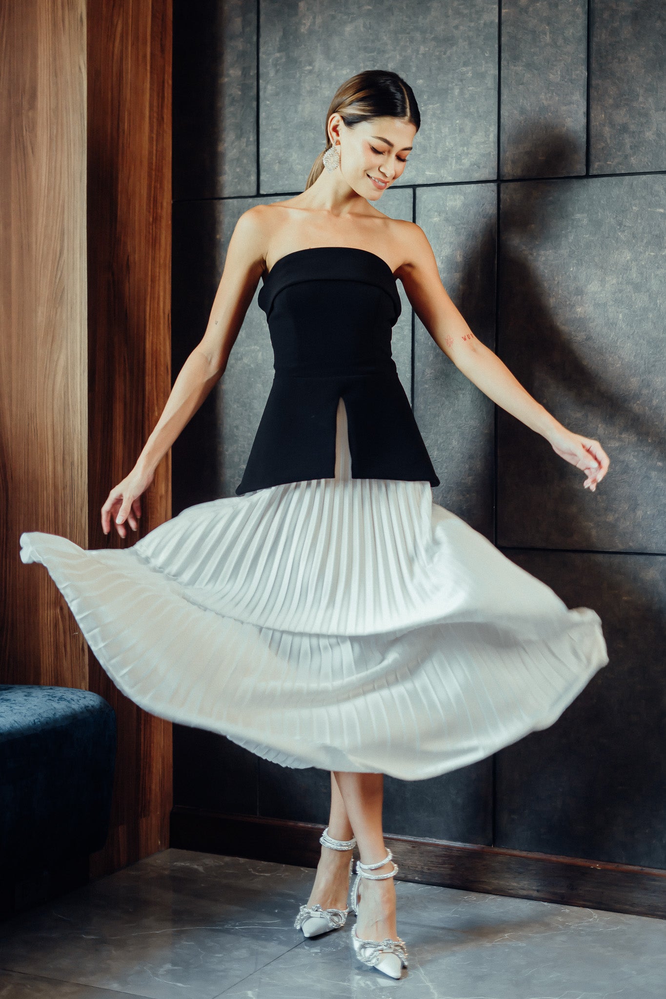 Emanuelle Pleated Skirt (White)